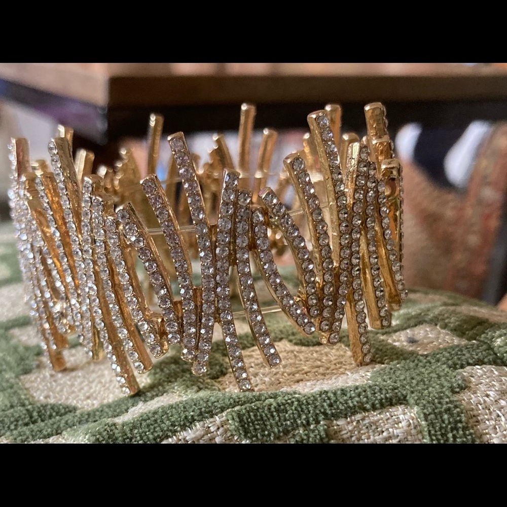 Rhinestone bracelet new never worn !